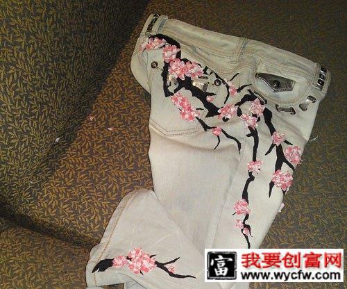 剪出梅花的花瓣